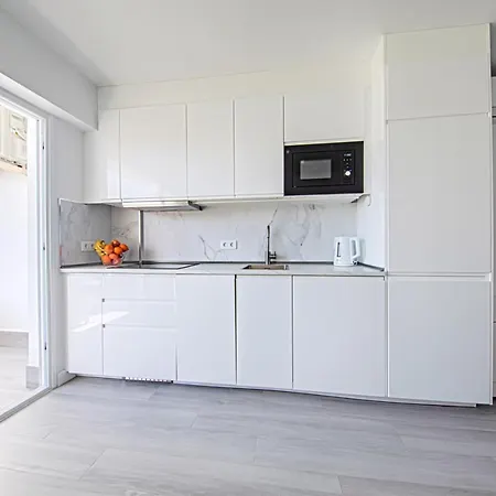 Park Royal 1 * Адехе