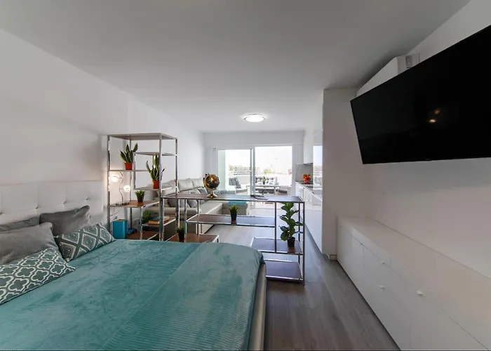 Apartman Park Royal 1 *